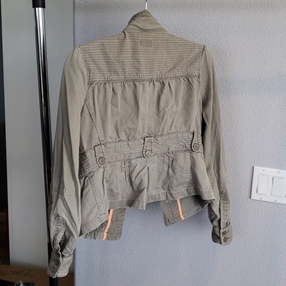 Jacket - Picture 2 of 2